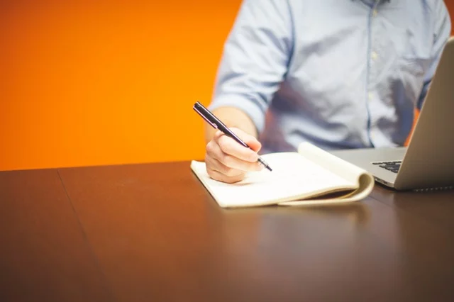 que textos legales deben aparecer en tu web.